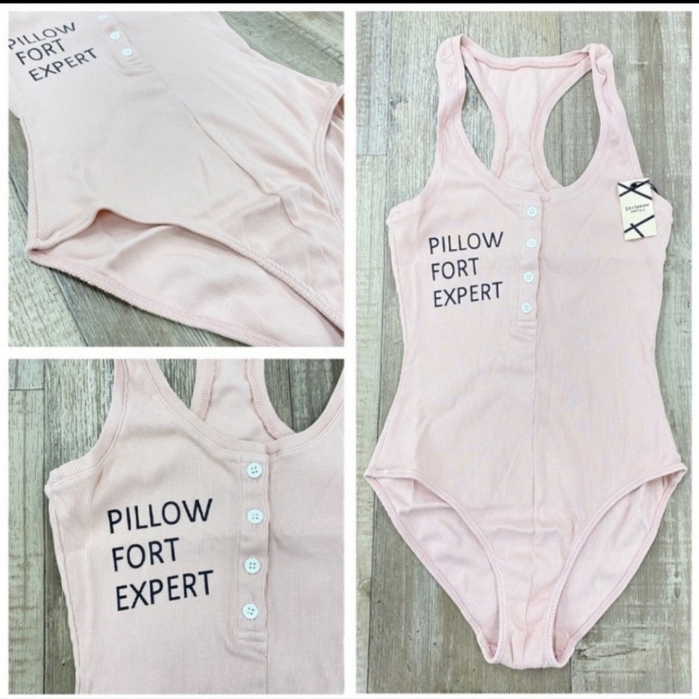 NEW Daydream Nation x REVOLVE PILLOW FORT EXPERT Bodysuit LA Sunset Pink XS NWT - Picture 2 of 4